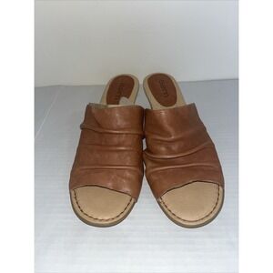 Born Lemhi Sandals Womens 9 Brown Leather Ruched Slide Mule Soft Slouchy Comfort